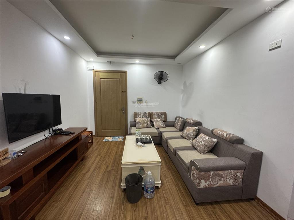 Tôi chính chủ cần cho thuê cả 2 căn chung cư mường thanh tầng 8 full nội thất