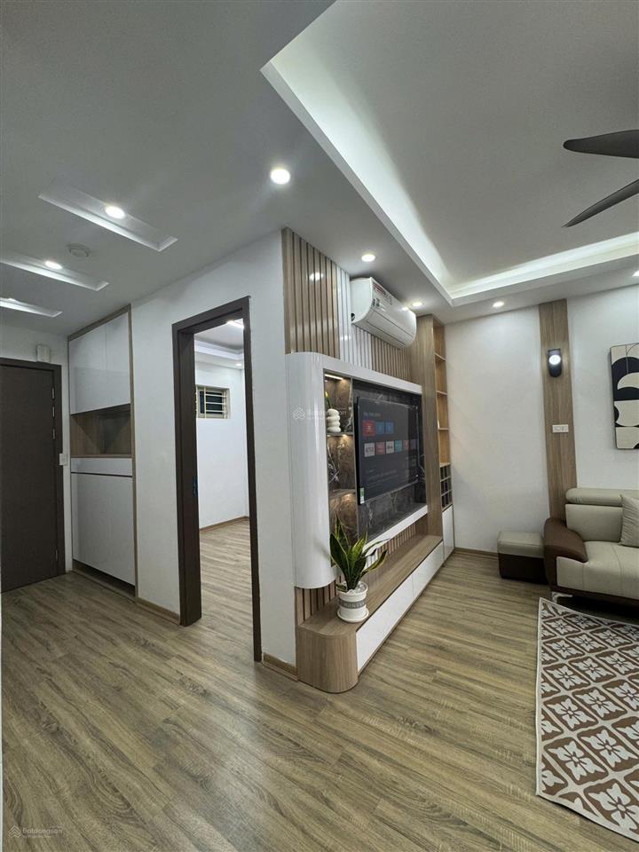 Cho thuê căn góc hh3 linh đàm dt 76m2, 3pn, view hồ siêu thoáng, tầng cao, full nội thất, 10tr/th