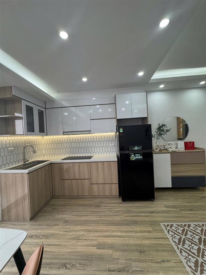 Cho thuê căn góc hh3 linh đàm dt 76m2, 3pn, view hồ siêu thoáng, tầng cao, full nội thất, 10tr/th