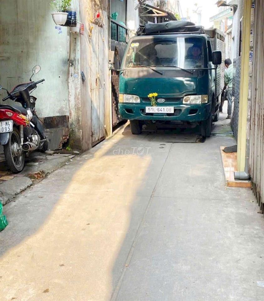 (🌹40tr) Nhà 3,5x4m 2 lầu ngay Ngã tư Lạc Long Quân Âu Cơ