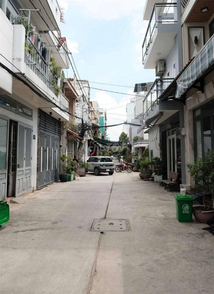 Nhà 3,5 tấm Hẻm 6m Lê Văn Quới BTĐ Bình Tân gần ngã tư 4 xã