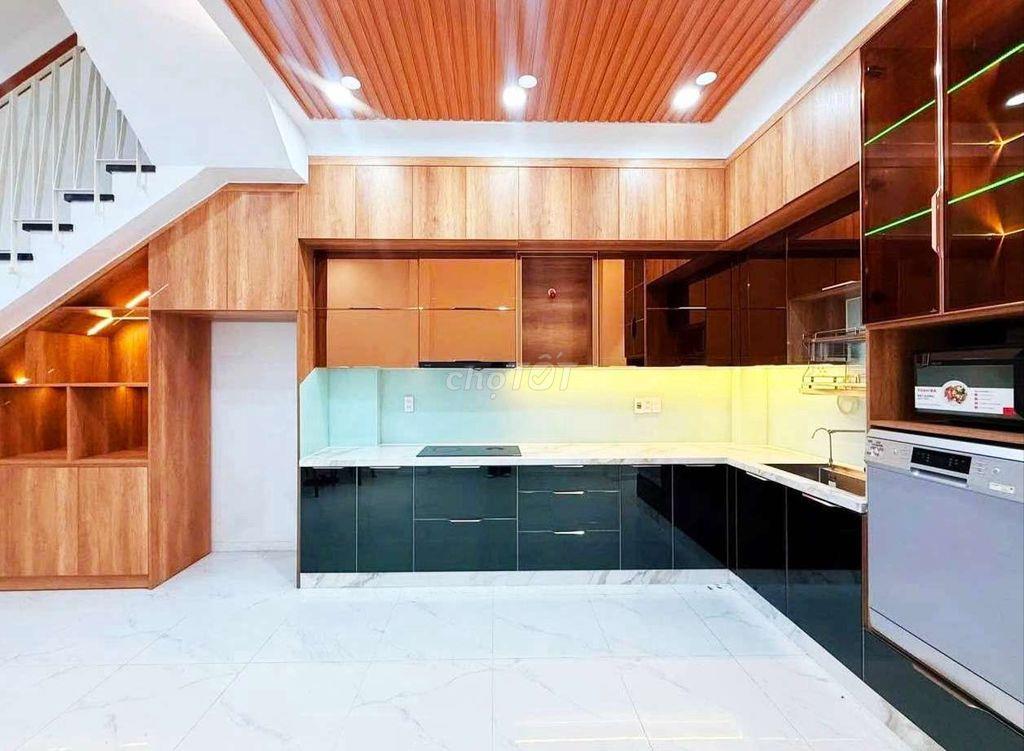Nhà 3,5 tấm Hẻm 6m Lê Văn Quới BTĐ Bình Tân gần ngã tư 4 xã