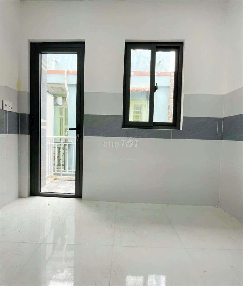 Nhà 1 lầu sổ hồng riêng ngay ngã tư Hương Lộ 2 bệnh Viện Bình Tân