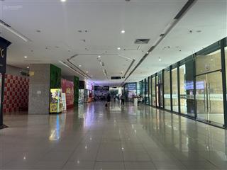 Cần bán sàn văn phòng mặt đường tố hữu, lô góc 2 mặt thoáng, full kính tràn, gần 2 thang máy riêng