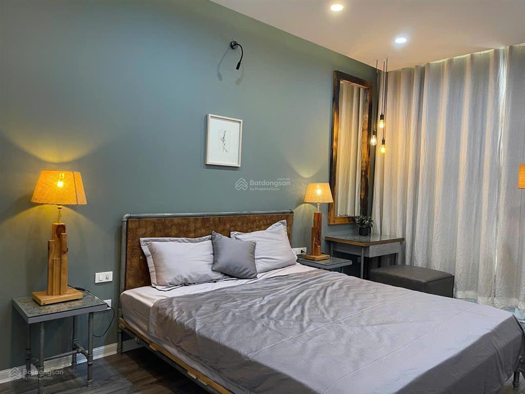 Chính chủ bán căn 2 ngủ full nội thất, view pháo hoa thoáng vĩnh viễn, có slot đỗ xe ô tô