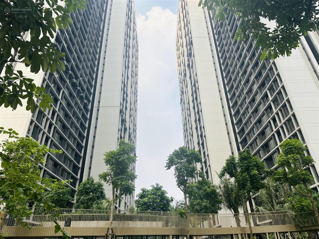 Căn 2 ngủ 54m2 toà s5, view bể bơi nội khu cực đẹp, tầng trung cực đẹp, giá tốt thị trường