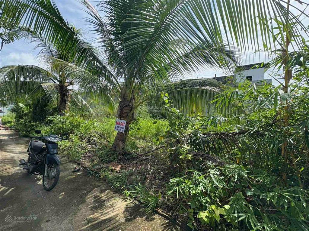 Cần tiền bán gấp lô đất ngay sát chợ hộ phòng, 400m2 giá chỉ 1,7 tỷ