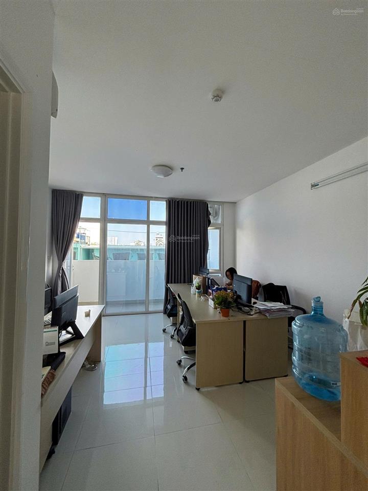 Cần bán căn office tel florita phường tân hưng, q7. dt 30m2,. giá bán 2.1 tỉ.  0762 318 ***