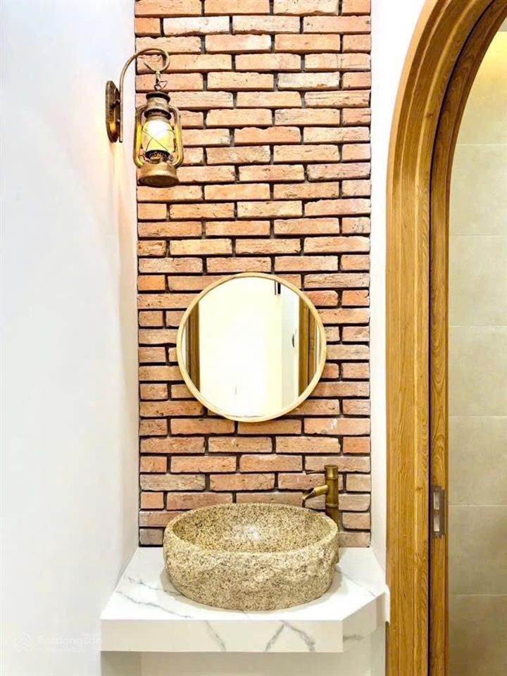 Giảm 200tr bán nhà hẻm 3.5m căn góc mới vũ tùng 2 phòng ngủ