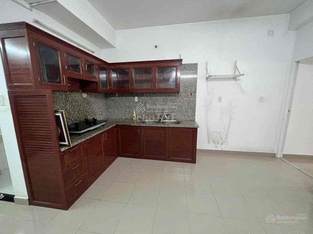 Giảm 500 triệu bán chung cư bình phú 1, phường 11, quận 6