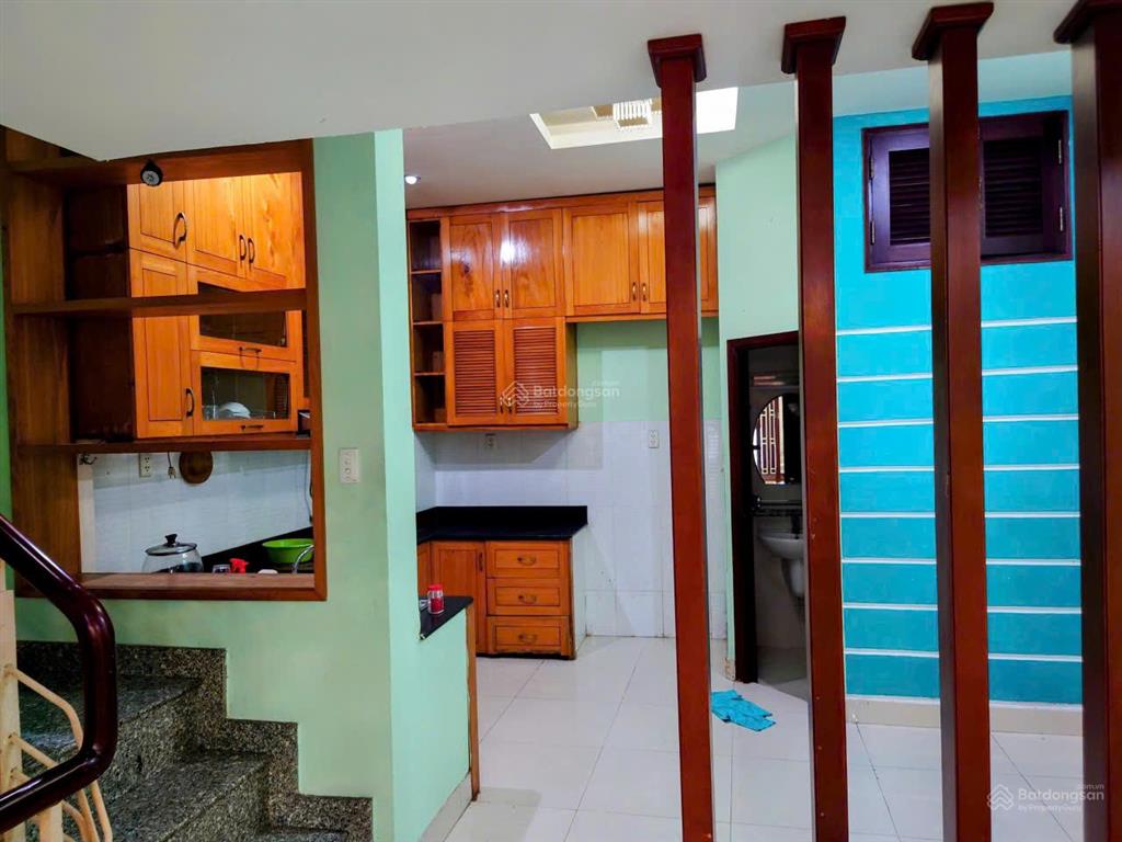 Giảm 5 tỷ bán nhà mặt tiền đường hoa lan