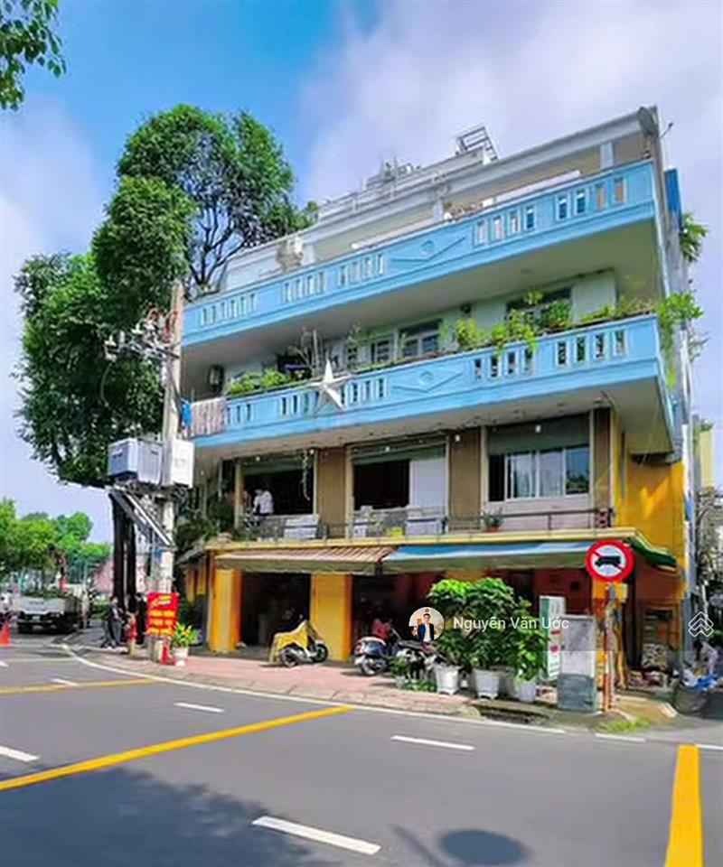 Giảm 5 tỷ bán nhà mặt tiền trường sa, p.14, phú nhuận  vị trí đẹp, thuận lợi kinh doanh