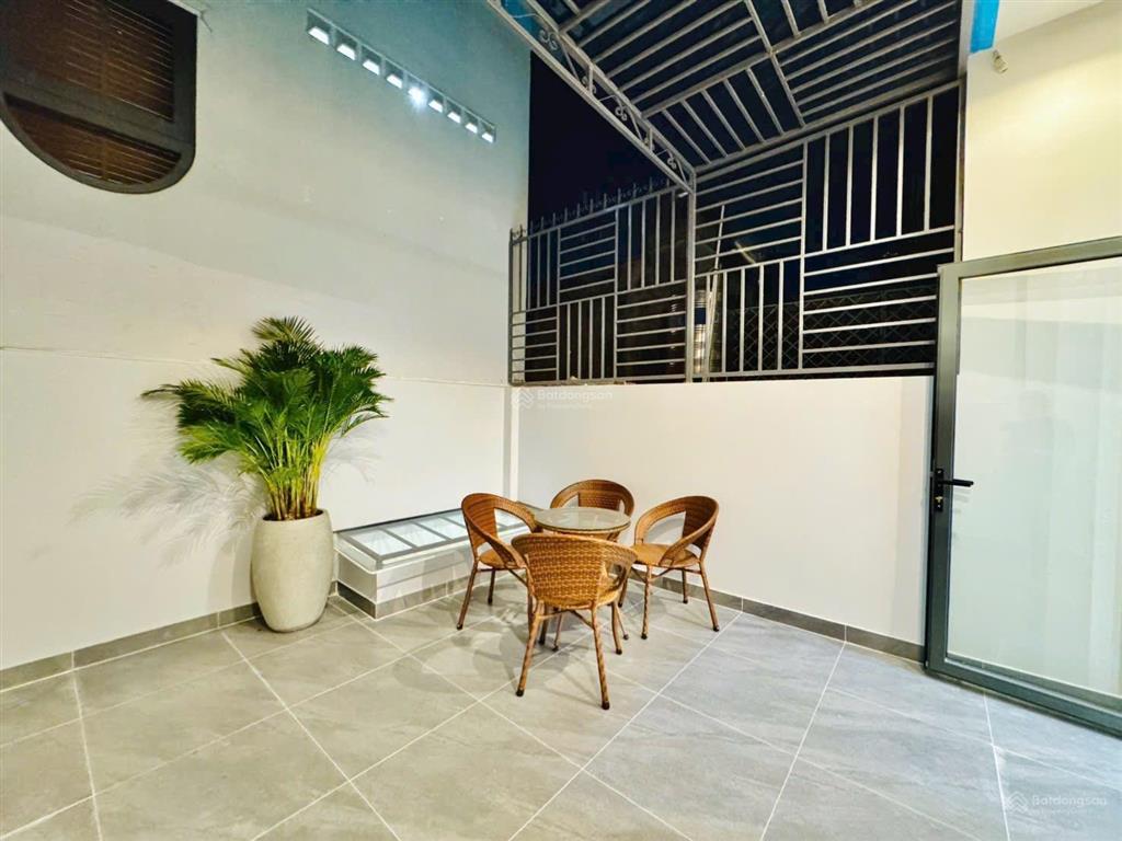 Nhà chủ xây kiên cố đường số 59 khu dân cư yên ổn