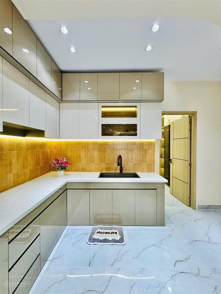 Nhà không lộ giới có phòng ngủ dưới trệt góc 2mt