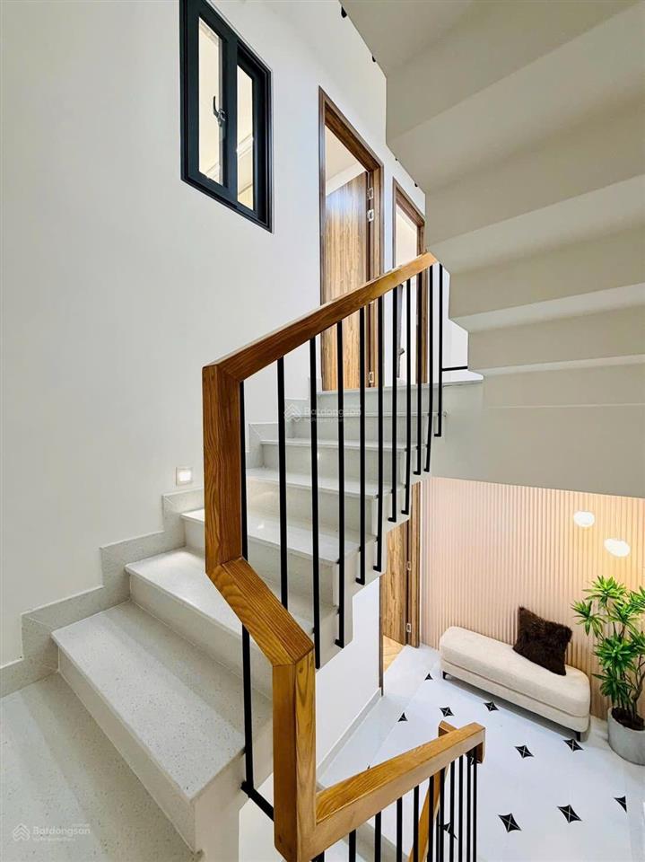 Bề ngang nhà 5m70 đúng nghĩa vila gò vấp quá đã