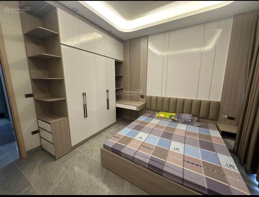 Chính chủ cần bán nhà 5 tầng tại nghĩa trai  như quỳnh có thang máy