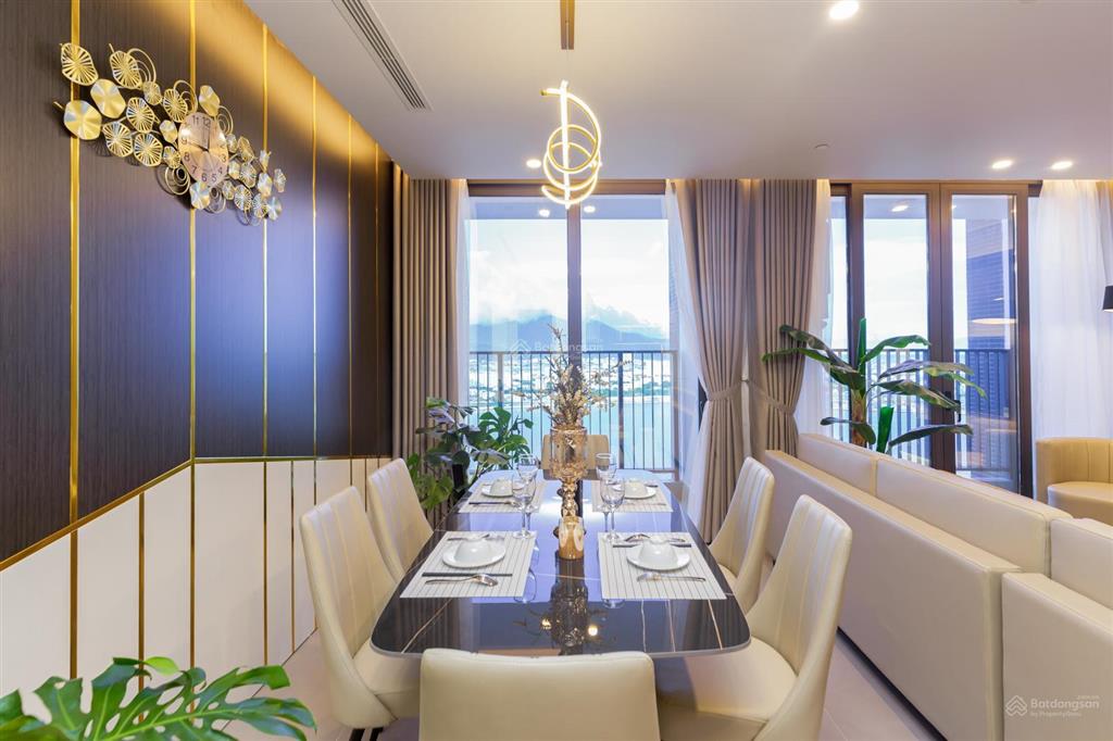 Quỹ căn vip 84m2 view trực diện sông hàn, căn góc 2pn tầng cao, hỗ trợ vay tối đa 85%