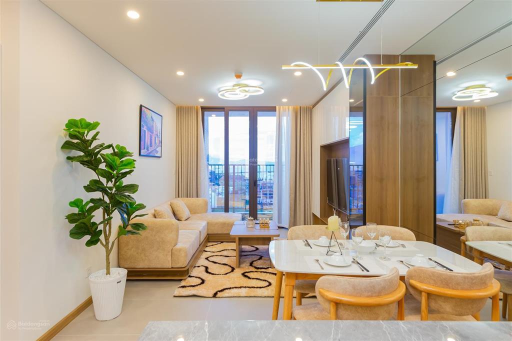 Quỹ căn vip 84m2 view trực diện sông hàn, căn góc 2pn tầng cao, hỗ trợ vay tối đa 85%