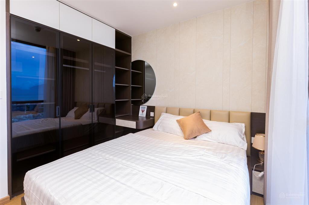 Quỹ căn vip 84m2 view trực diện sông hàn, căn góc 2pn tầng cao, hỗ trợ vay tối đa 85%
