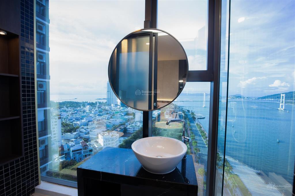 Quỹ căn vip 84m2 view trực diện sông hàn, căn góc 2pn tầng cao, hỗ trợ vay tối đa 85%