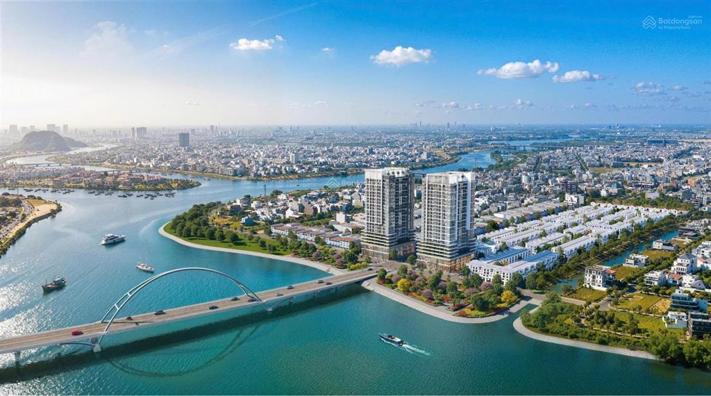 Căn góc 3pn slight view toàn thành phố, ngã ba sông và pháo hoa diff