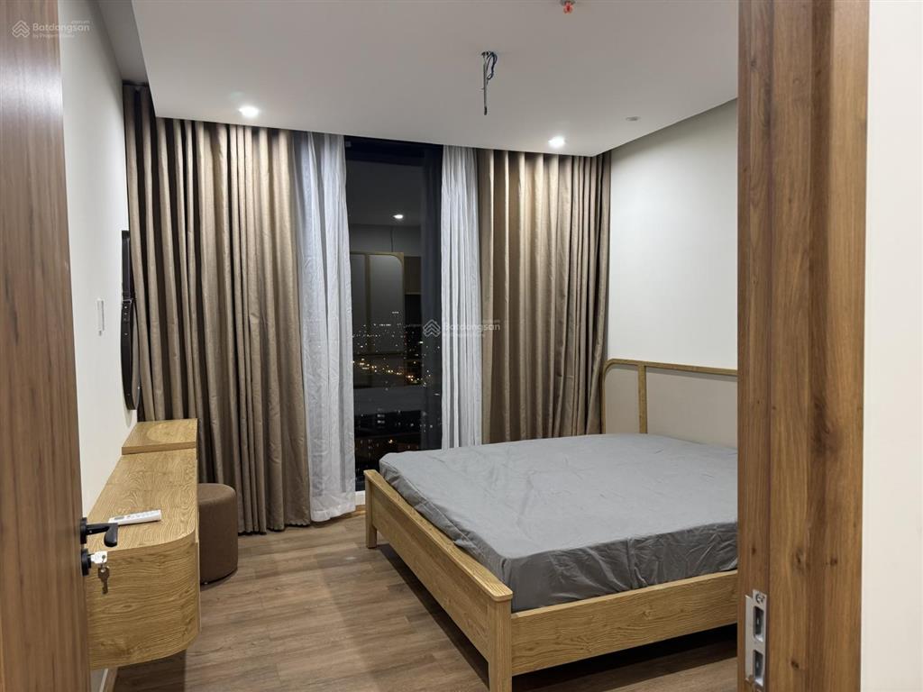 Chính chủ cho thuê căn 1pn+ 56,4m2 full nội thất cao cấp, tầng cao