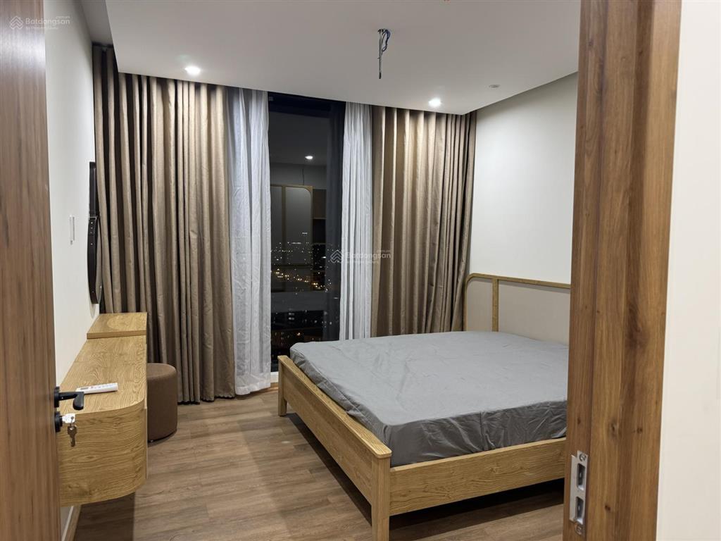 Chính chủ cho thuê căn 1pn+ 56,4m2 full nội thất cao cấp, tầng cao