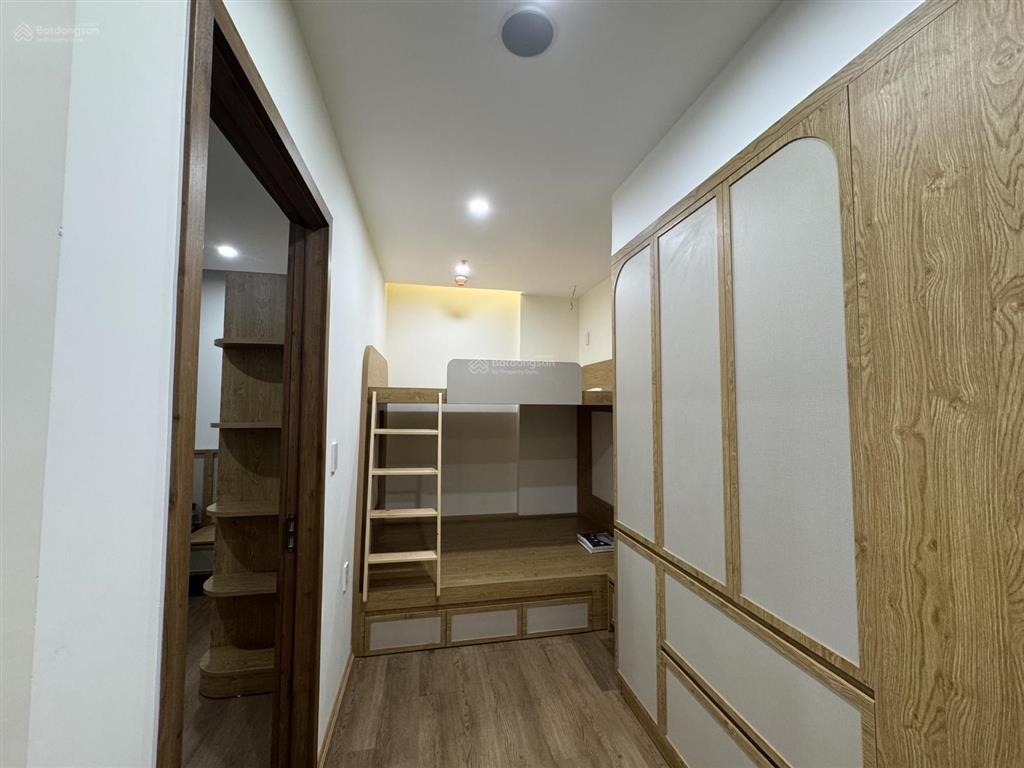 Chính chủ cho thuê căn 1pn+ 56,4m2 full nội thất cao cấp, tầng cao