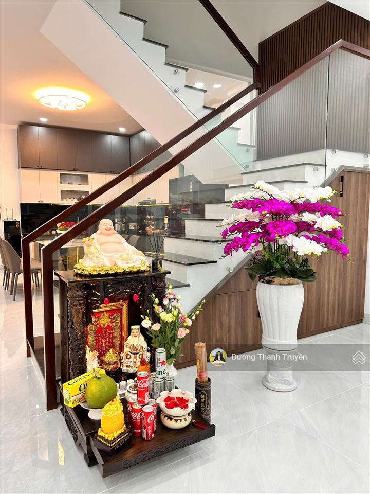 Nhà đẹp 2 tầng vĩnh châu vĩnh hiệp nha trang  sổ hồng hoàn công chuẩn  ô tô đỗ sân  giá 5,9 tỷ