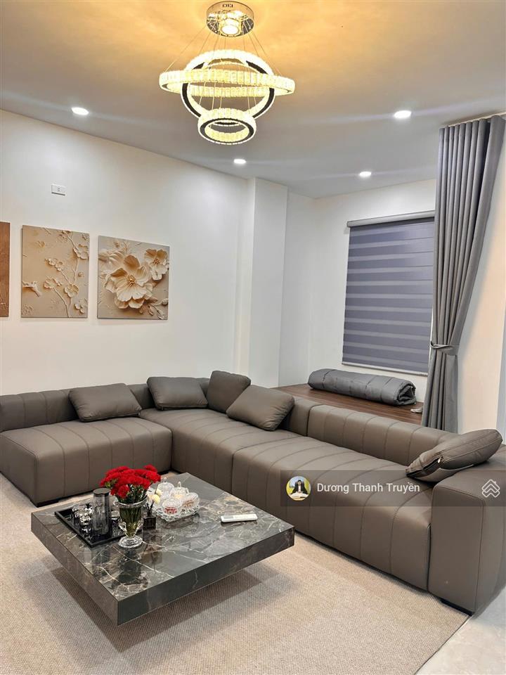 Nhà đẹp 2 tầng vĩnh châu vĩnh hiệp nha trang  sổ hồng hoàn công chuẩn  ô tô đỗ sân  giá 5,9 tỷ