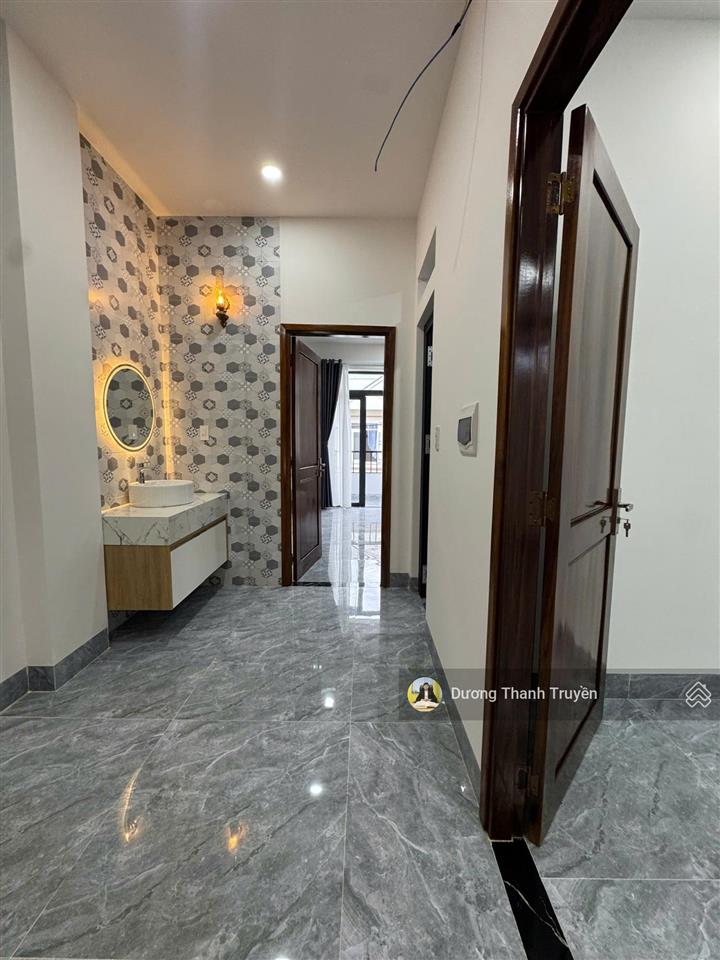 Bán nhà đẹp 3 tầng mới 100% tại vĩnh ngọc gần bờ kè sông cái  đường oto 3m  giá tốt chỉ 3,75 tỷ