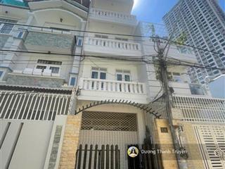 Bán nhà 4 tầng gần biển hòn chồng, vị trí đắc địa, khai thác lưu trú, tặng full nội thất, 10,5 tỷ