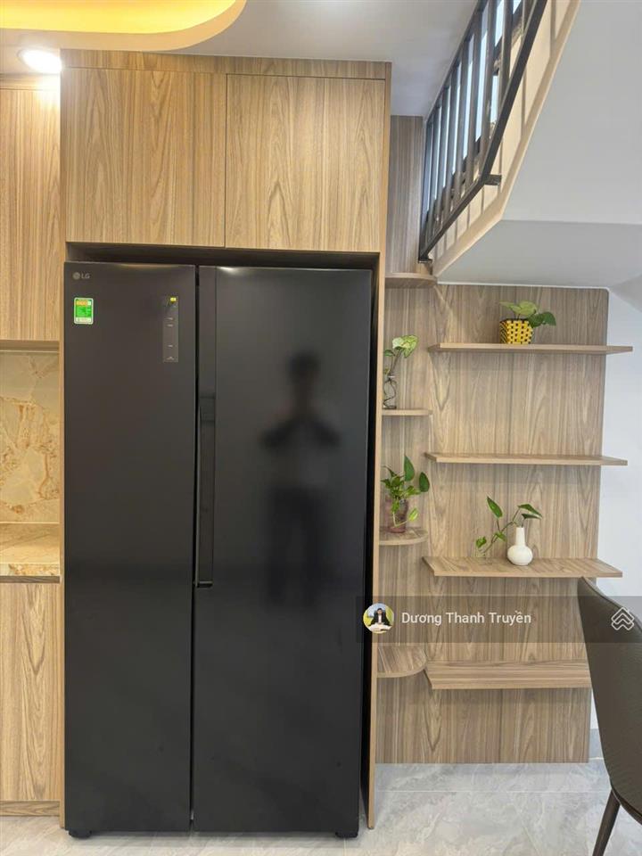 Giảm sâu 1 tỷ 350 bán gấp nhà 2 tầng vĩnh nguyên gần biển, full nội thất cao cấp, dt 97,4m2, sẵn sổ