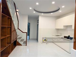 Bán nhà 2 tầng mặt tiền kinh doanh đường vạn hoà, gần chợ đầm, gần biển, giá tốt chỉ 8,8 tỷ có tl