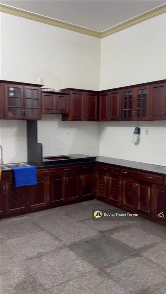 Bán nhà 3 tầng mặt tiền dã tượng gần biển trung tâm nha trang, vị trí kinh doanh đắc địa, giá 15 tỷ