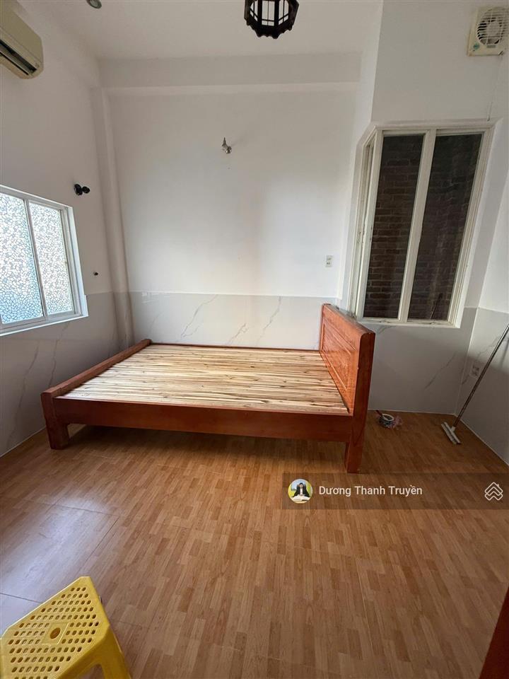 Bán nhà 4 tầng gần biển mặt tiền đường hồng lĩnh ngay trung tâm khu bàn cờ nha trang giá chỉ 5 tỷ