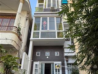 Bán nhà 4 tầng gần biển mặt tiền đường hồng lĩnh ngay trung tâm khu bàn cờ nha trang giá chỉ 5 tỷ