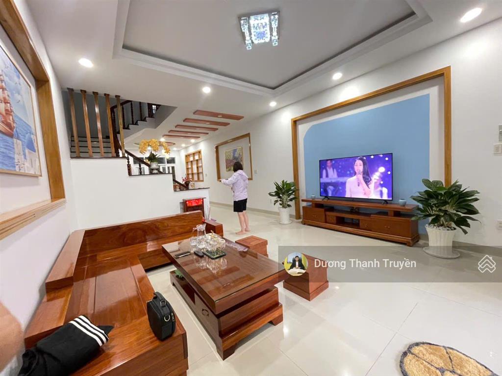 Bán nhà 3,5 tầng kđt phước long a gần dự án sun group, full nội thất cao cấp, giá 9ty350tr