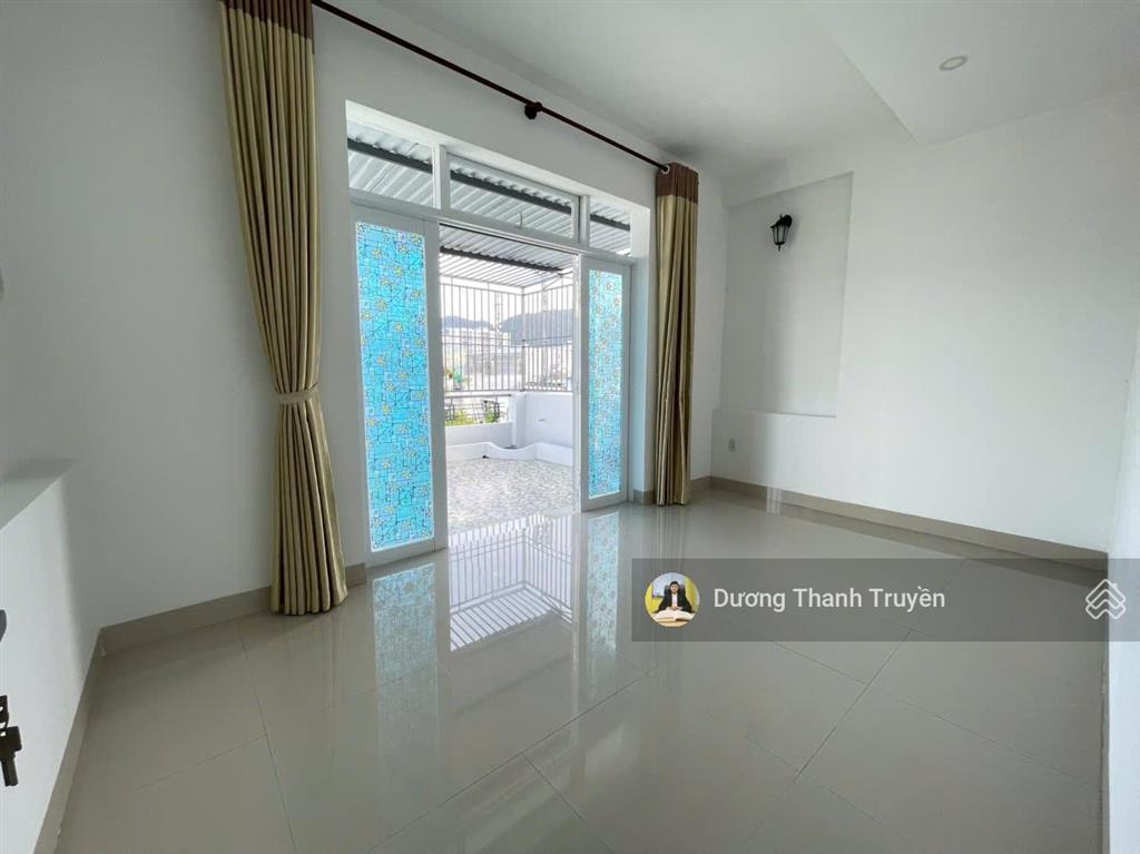 Bán nhà 3,5 tầng kđt phước long a gần dự án sun group, full nội thất cao cấp, giá 9ty350tr
