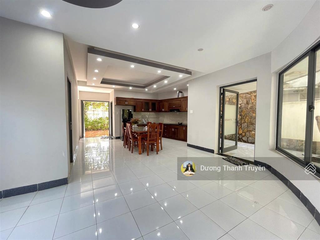 Bán biệt thự nhà vườn mt đại lộ nguyễn tất thành gần golf diamond bay, sungroup, sẵn sổ, giá 14,5tỷ