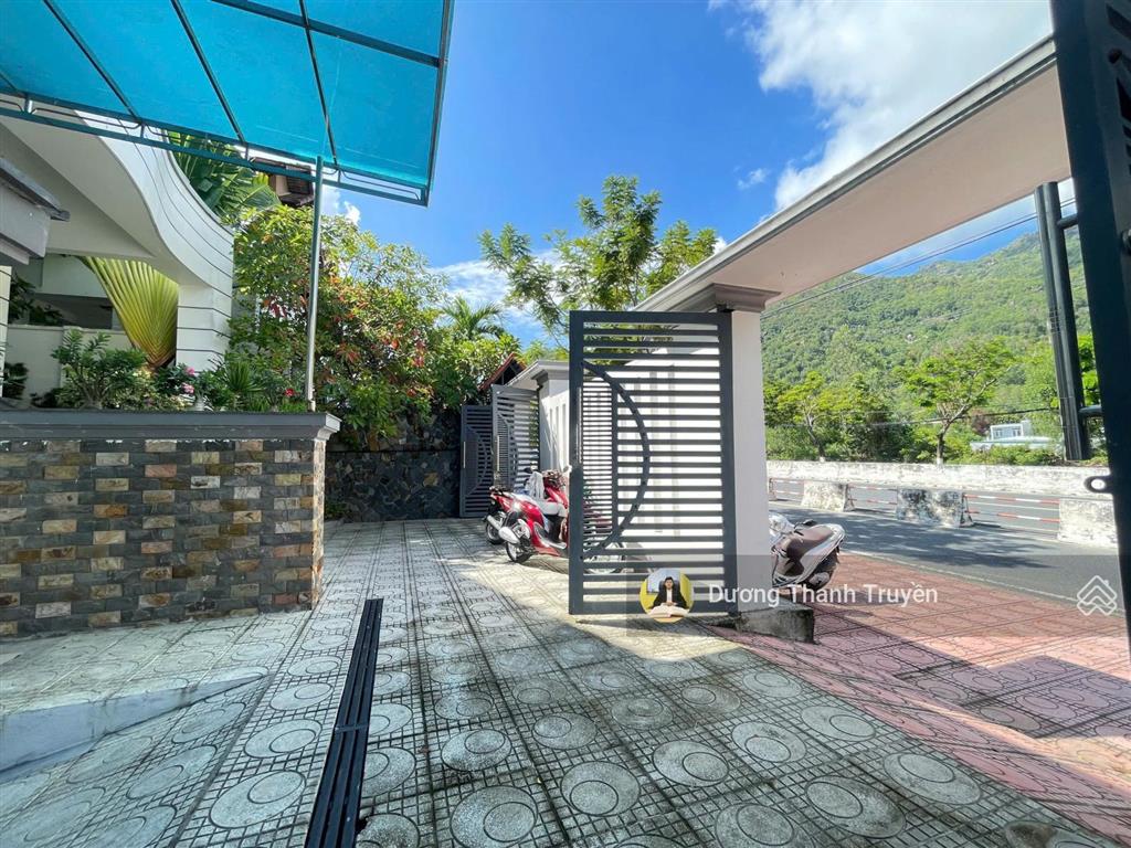 Bán biệt thự nhà vườn mt đại lộ nguyễn tất thành gần golf diamond bay, sungroup, sẵn sổ, giá 14,5tỷ