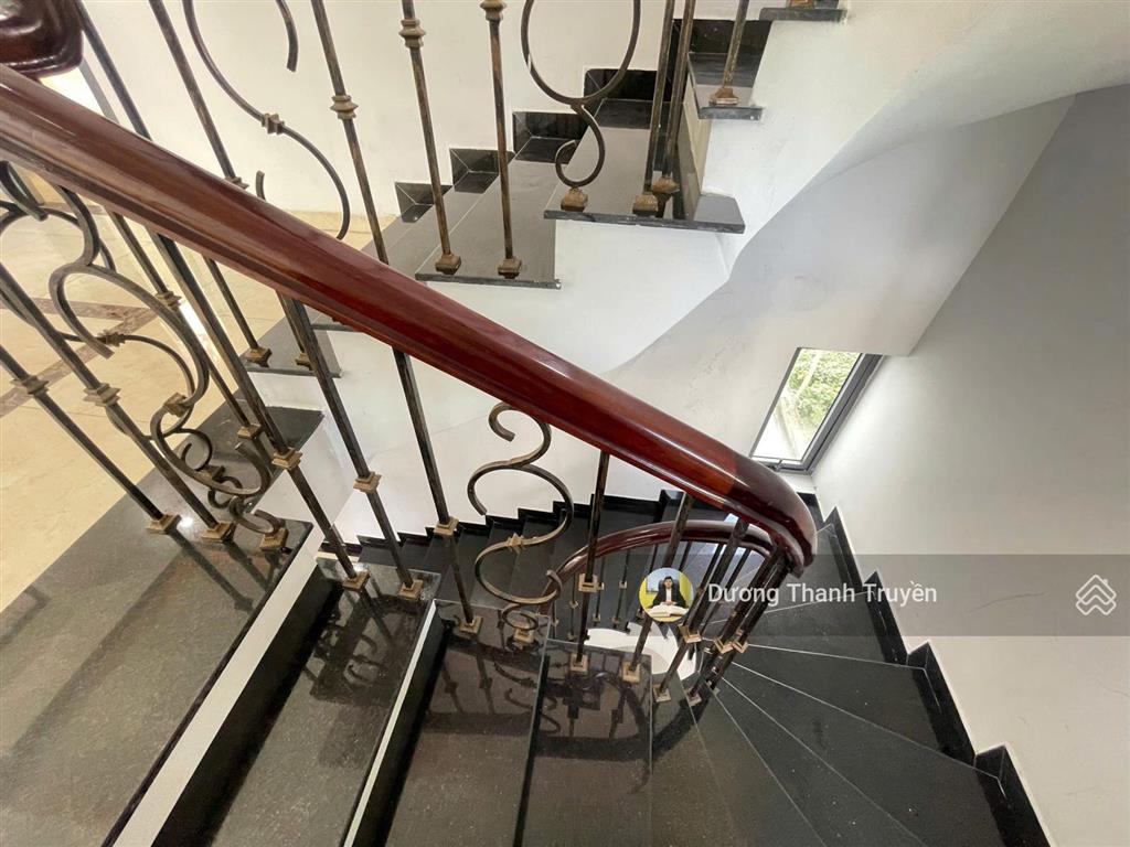 Bán biệt thự nhà vườn mt đại lộ nguyễn tất thành gần golf diamond bay, sungroup, sẵn sổ, giá 14,5tỷ