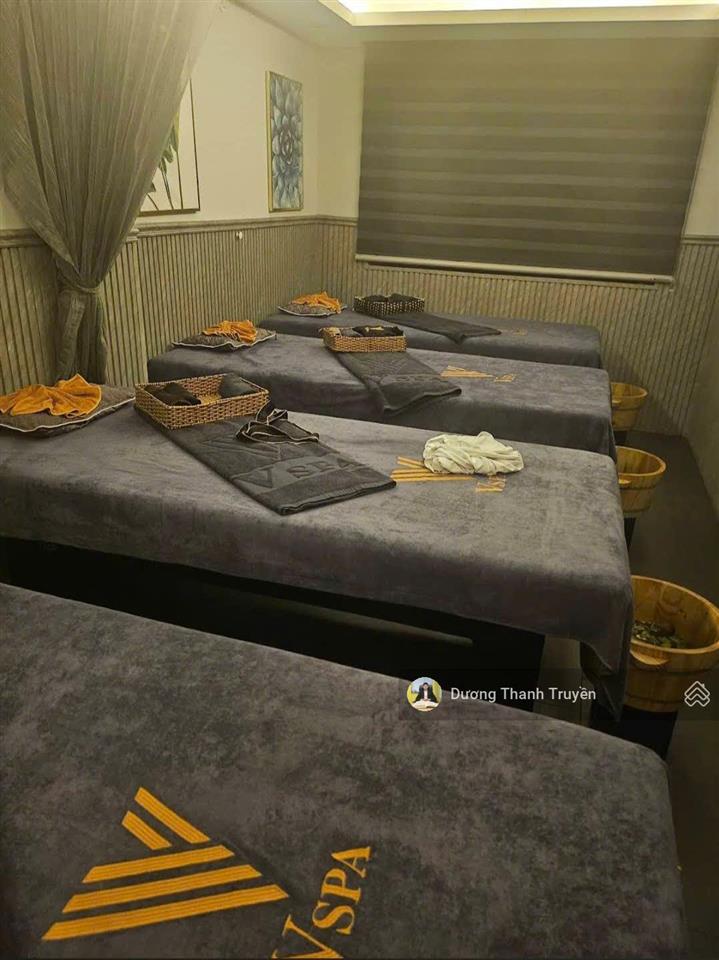 Bán nhà 4 tầng mặt tiền đường mê linh nha trang, đang có sẵn dòng tiền 30 triệu/tháng, giá 26,5 tỷ