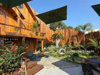 Bán nhà vườn 3 tầng view biển không gian sống nghỉ dưỡng giữa lòng thành phố, sẵn sổ, giá 30 tỷ tl