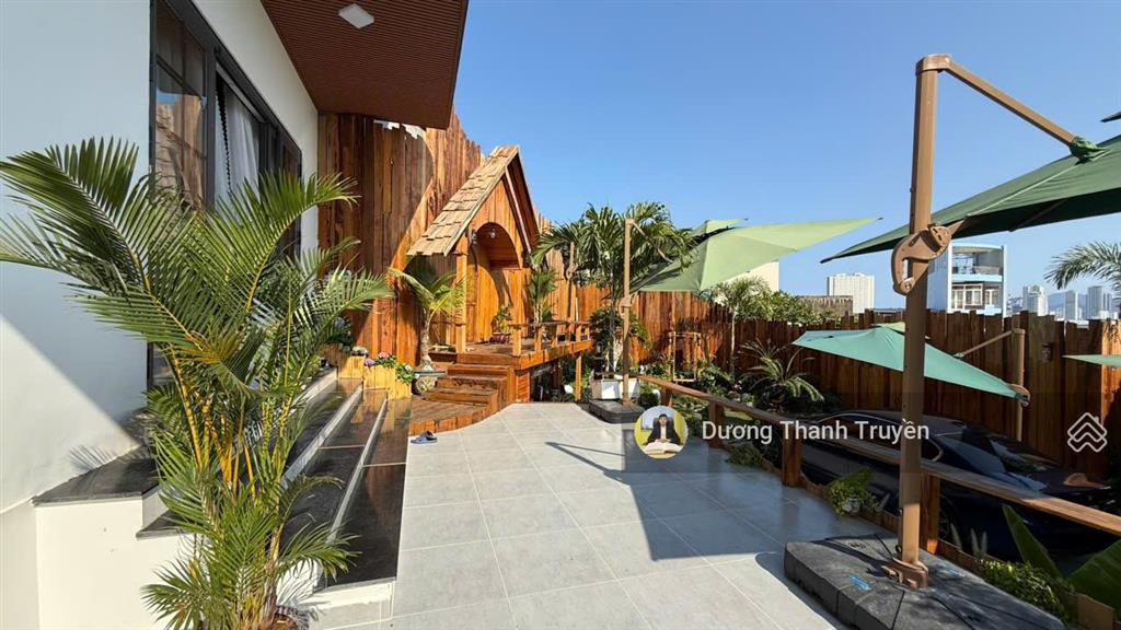 Bán nhà vườn 3 tầng view biển không gian sống nghỉ dưỡng giữa lòng thành phố, sẵn sổ, giá 30 tỷ tl