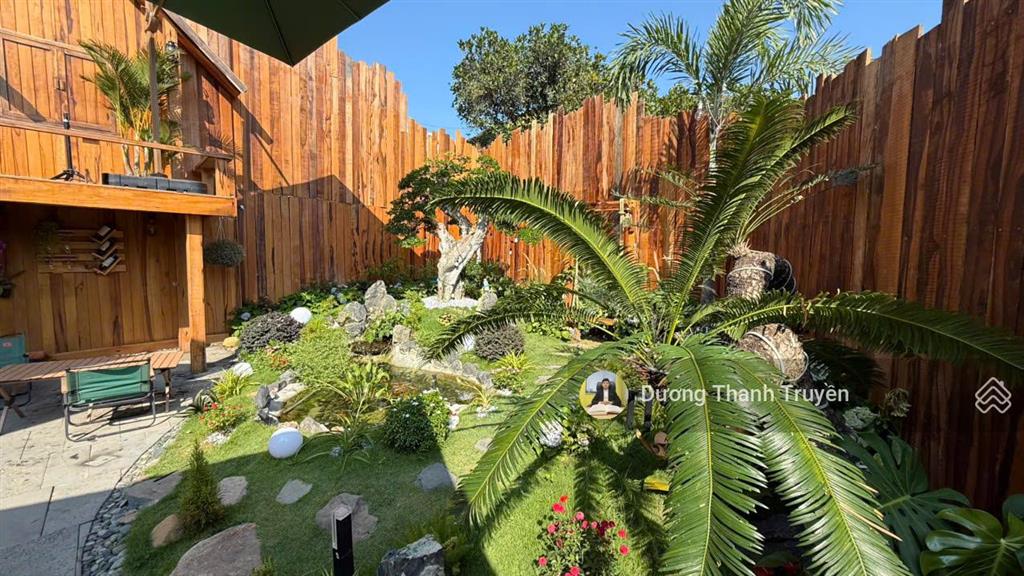 Bán nhà vườn 3 tầng view biển không gian sống nghỉ dưỡng giữa lòng thành phố, sẵn sổ, giá 30 tỷ tl