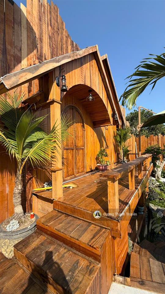Bán nhà vườn 3 tầng view biển không gian sống nghỉ dưỡng giữa lòng thành phố, sẵn sổ, giá 30 tỷ tl