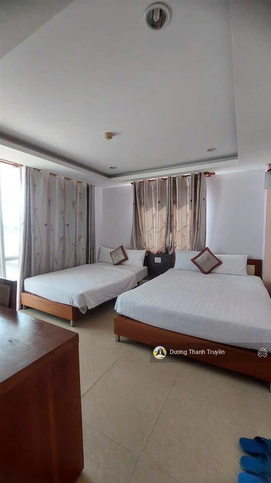 Bán khách sạn 12 tầng mt đoàn trần nghiệp, gần biển, dòng tiền 100tr/tháng, có thang máy, 23 tỷ tl
