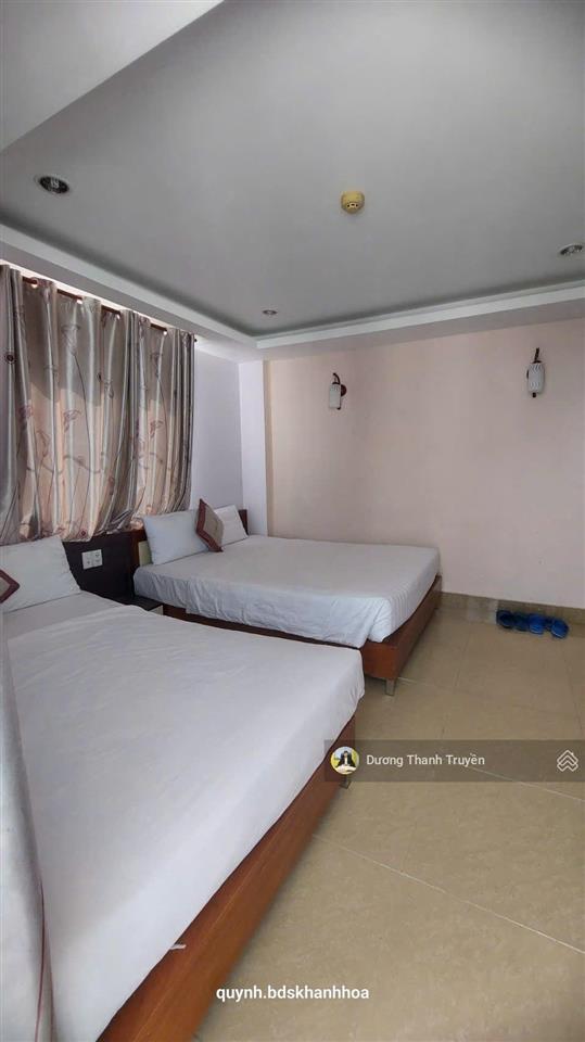 Bán khách sạn 12 tầng mt đoàn trần nghiệp, gần biển, dòng tiền 100tr/tháng, có thang máy, 23 tỷ tl