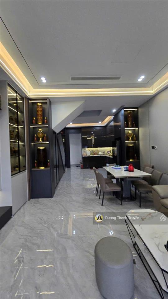 Nhà phố 4 tầng mặt tiền phạm văn đồng view biển cạnh bến du thuyền quốc tế và dự án sungroup 15 tỷ